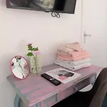 Pink Lela 酒店 法尔肯堡