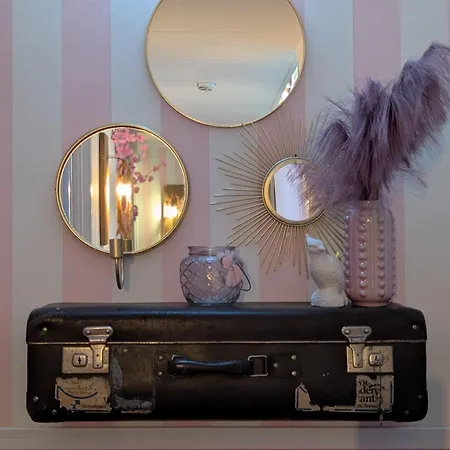 Lela Valkenburg aan de Geul