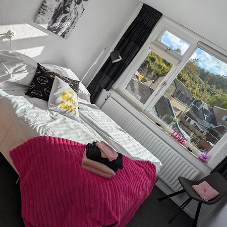 Hotel Pink Lela 2*