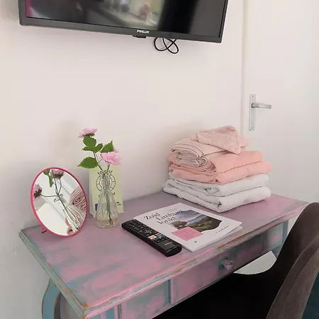 Pink Lela Hotel Valkenburg aan de Geul