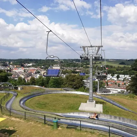 Lela ファルケンブルフ